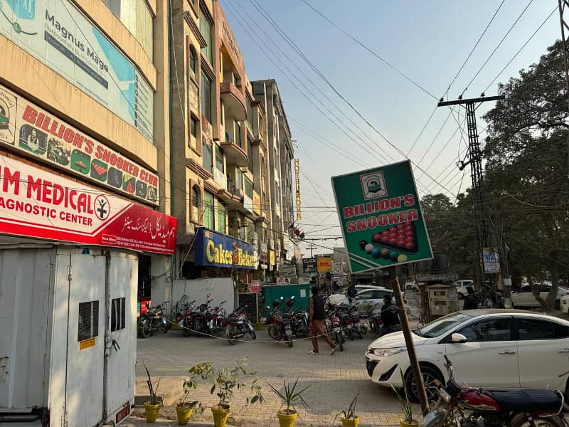 Prime Location 270 Sq Ft Commercial Shop for Sale in H-3 Block, Johar Town Phase 2 Lahore 6