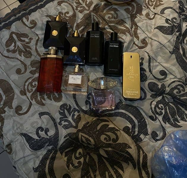 All expensive perfumes available at low prices 0