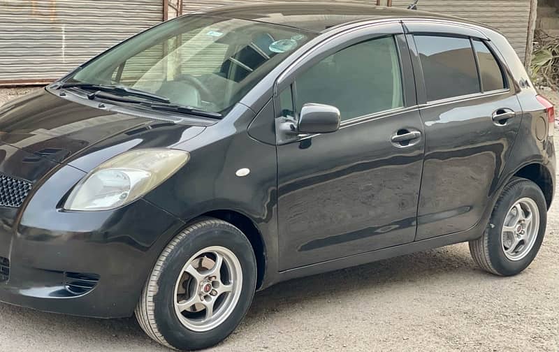 Toyota Vitz 2006 1