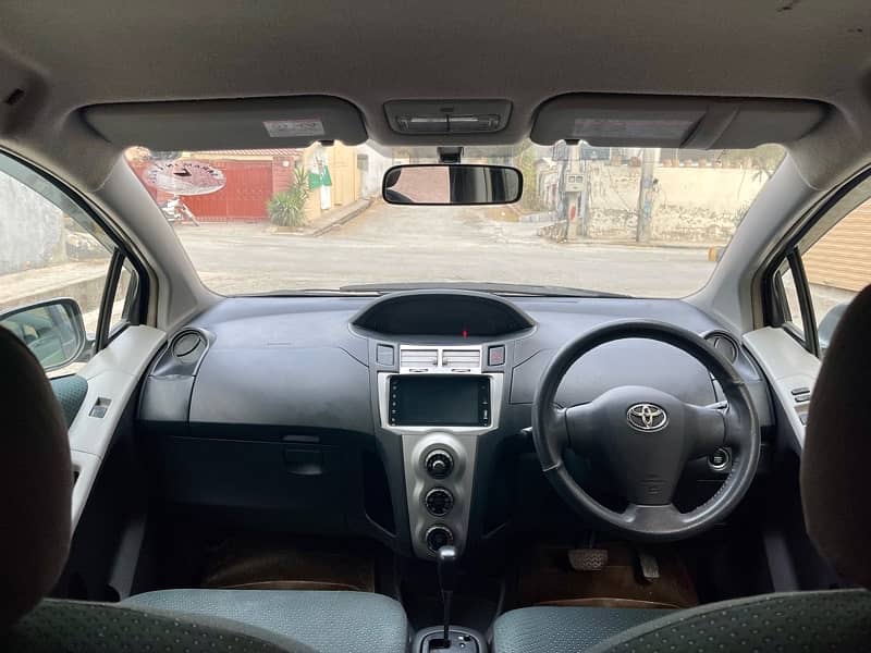 Toyota Vitz 2006 8