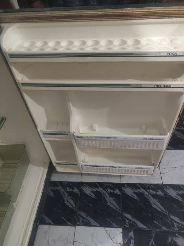 National Japanese Refrigerator Fully working Condition 4