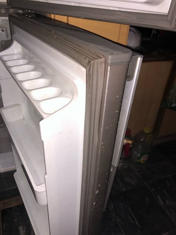 Dawlance inverter Refrigerator 6