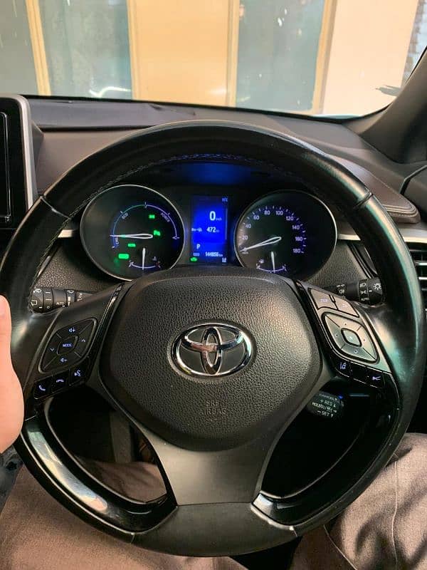 Toyota C-HR 2017 G LED 7