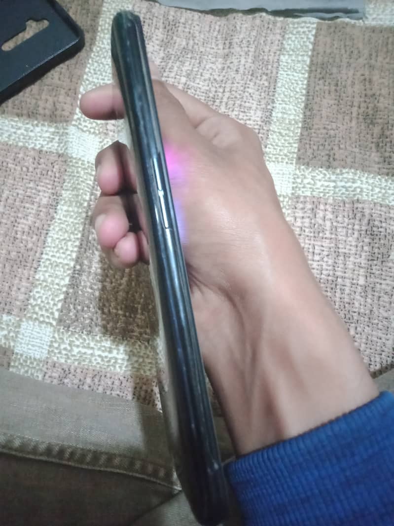 OPPO Reno 2 8