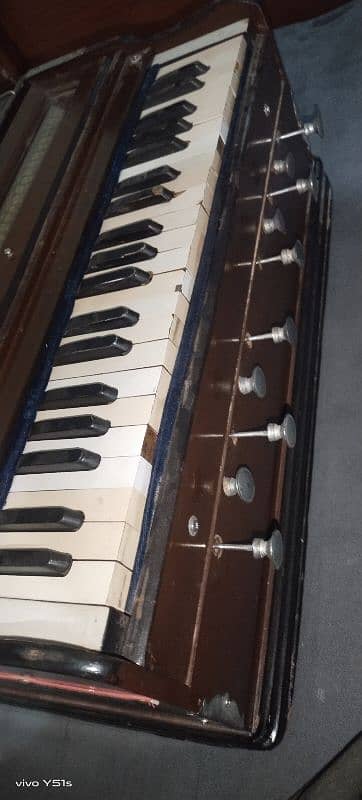 Harmonium For Sale 2