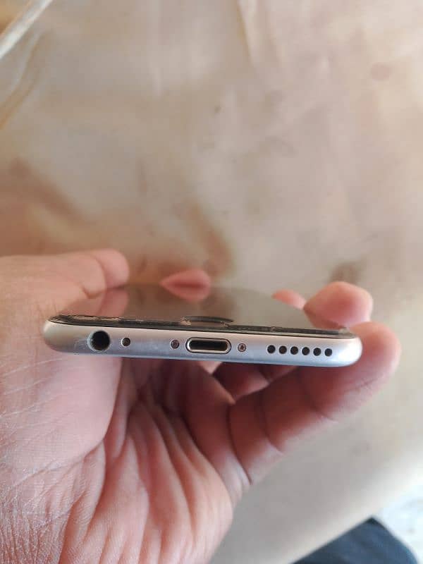 iphone 6s non PTA 3