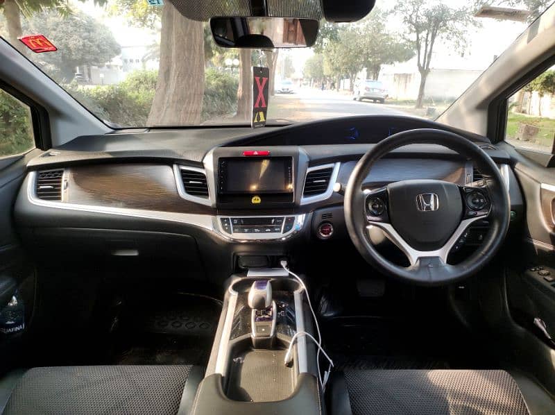 Honda Jade Hybrid 2015 2