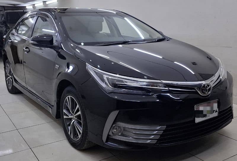 Toyota Altis Grande 2019 1