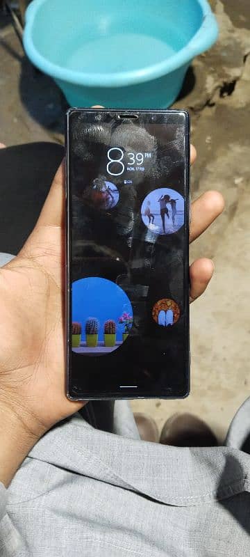 a good condition phone 6