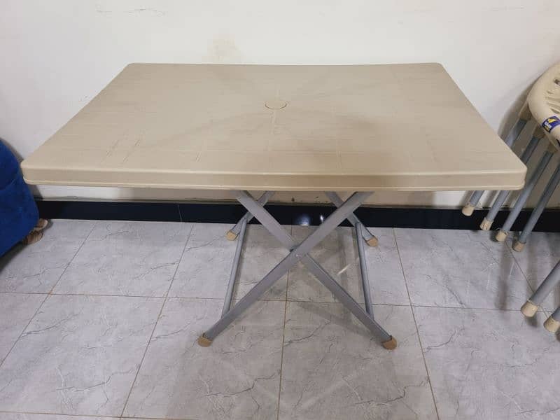 folding table with 4 chairs 4