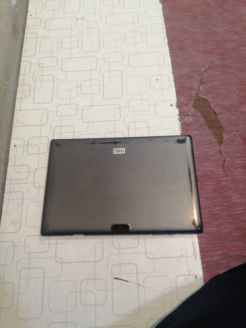 ZB 10.1 s tablet  10 inch color grey 1 month use box available 1