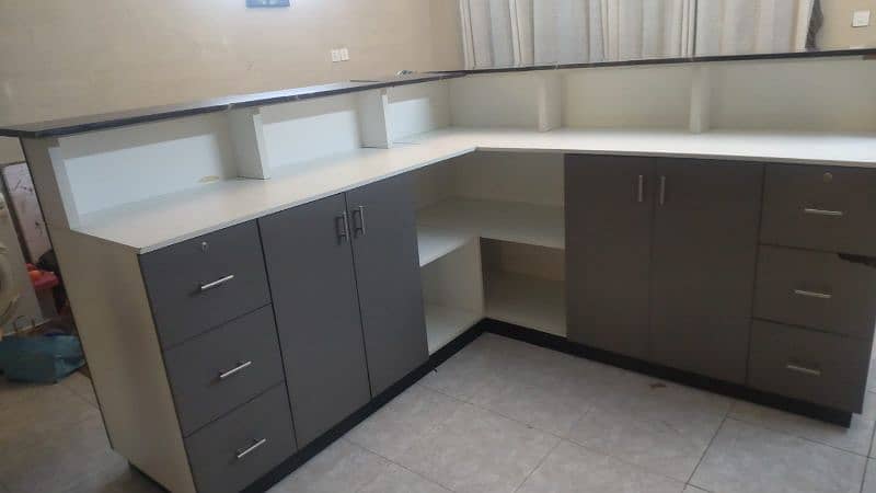 Commercial counter/desk 2