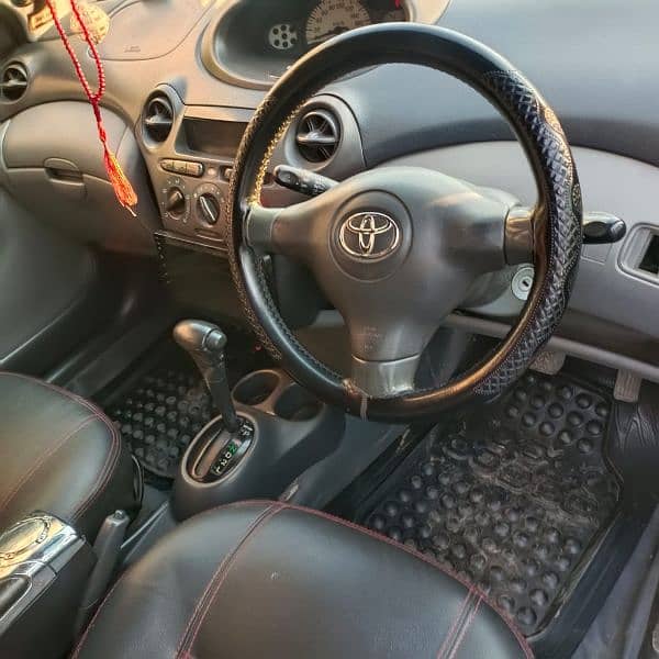 Toyota Vitz 2002 nomber 2007 8