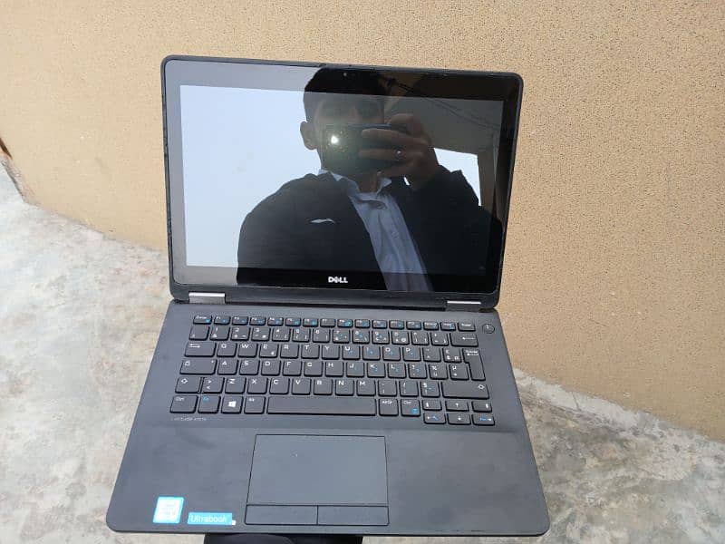 DELL latitute E7270 1