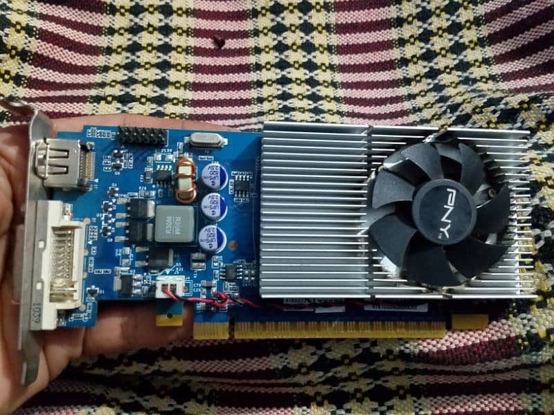 1 GB Graphic Card 0