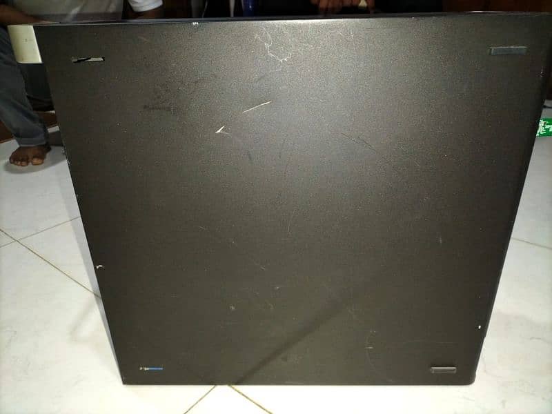 Dell precision T3610 1