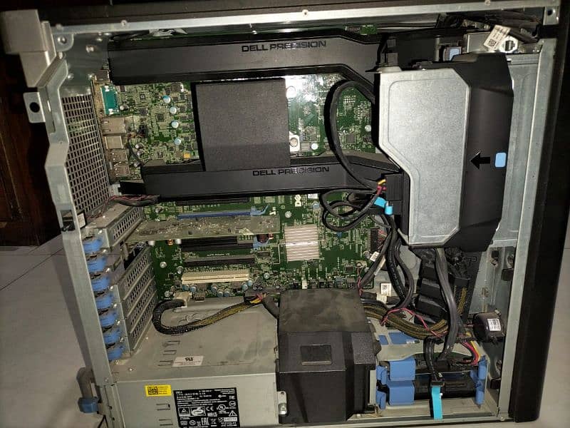 Dell precision T3610 2