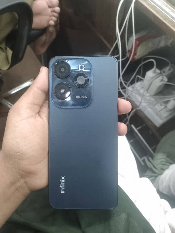 infinx 40 pro.   8+256;    only mobil Bhar ka modal hia 0