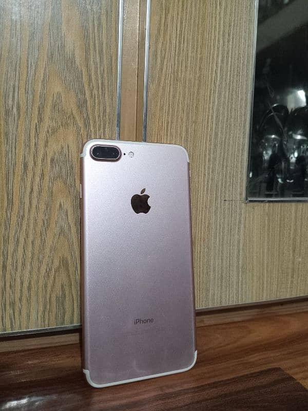 iphone 7plus 128GB At Affordable price 1