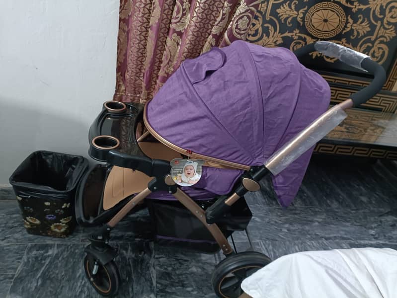 Xl size pram in 10/10 condition 4