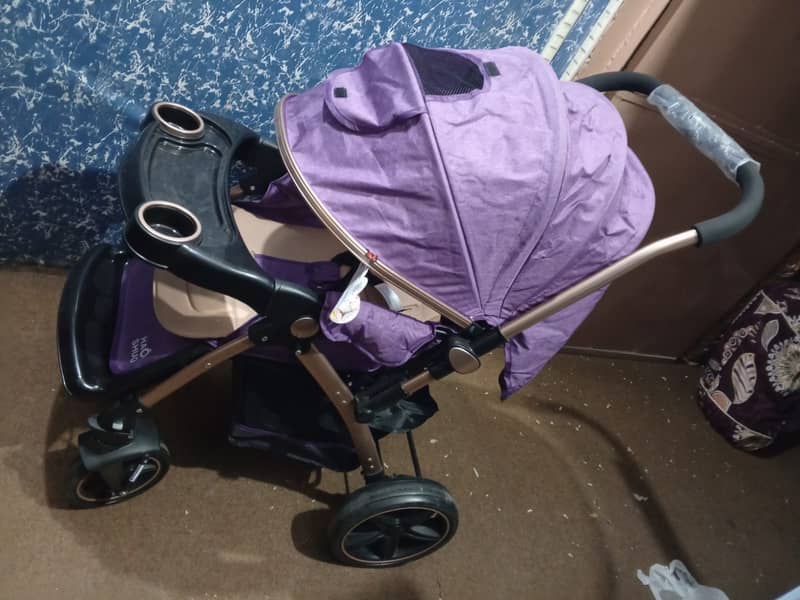 Xl size pram in 10/10 condition 8