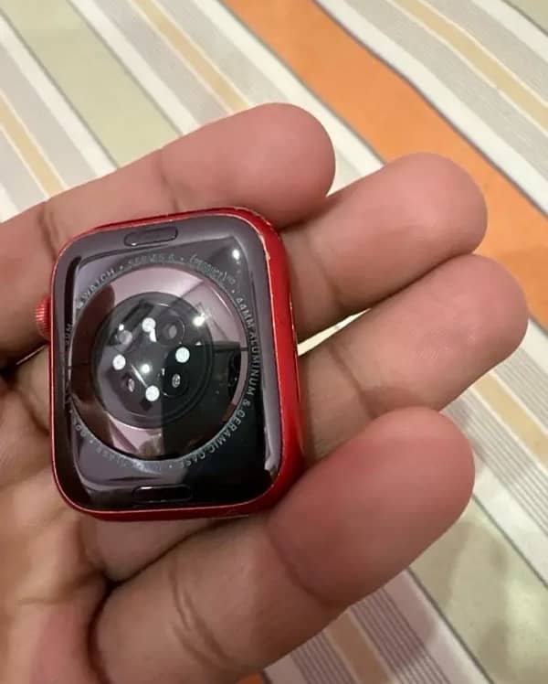 Apple Watch Series 6 iCloud locked 2