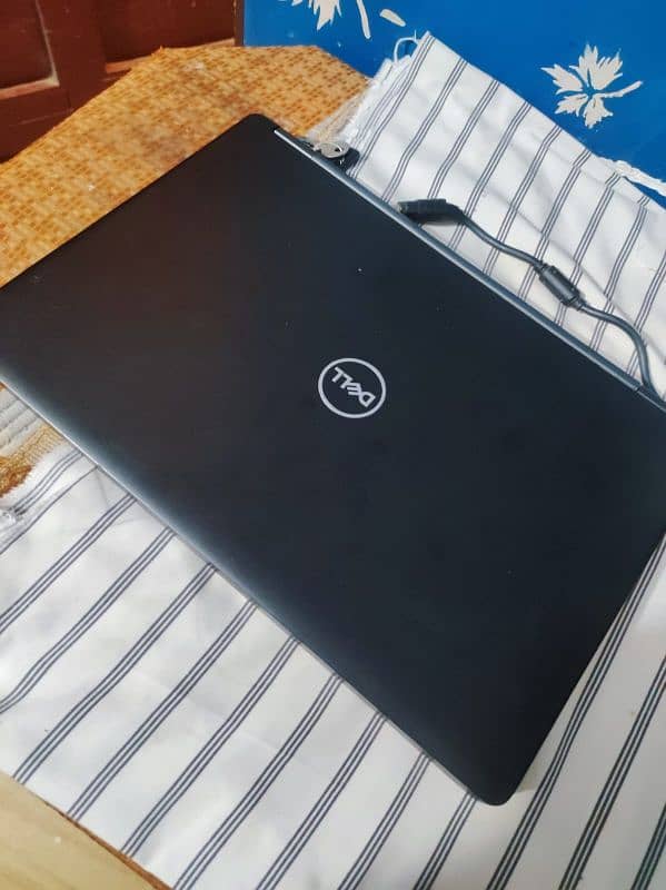 Dell laptop 8gb | 256gb i5 8th generation latitude 5490  with charger 9