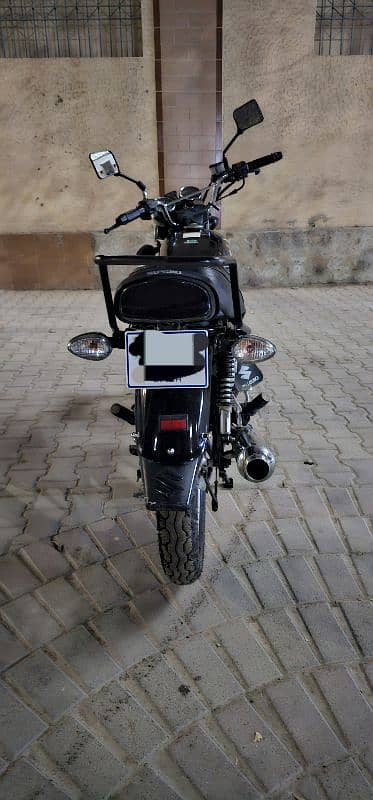 Suzuki gs 150 1