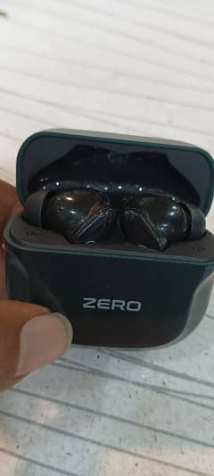 zero Quantum earbuds