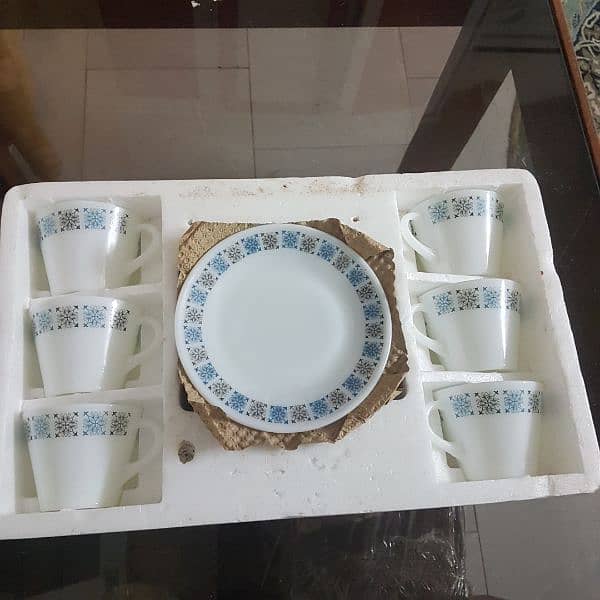 pyrex tea set 0