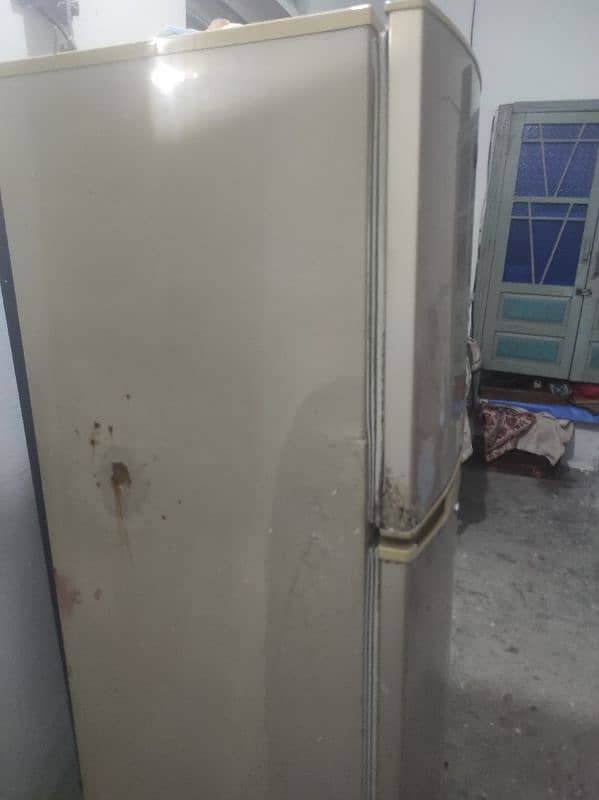 Pel refrigerator for Sale urgent need 5