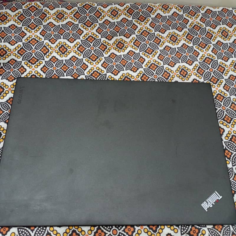 Urgent for sale Lenovo T460 Think pad. 3