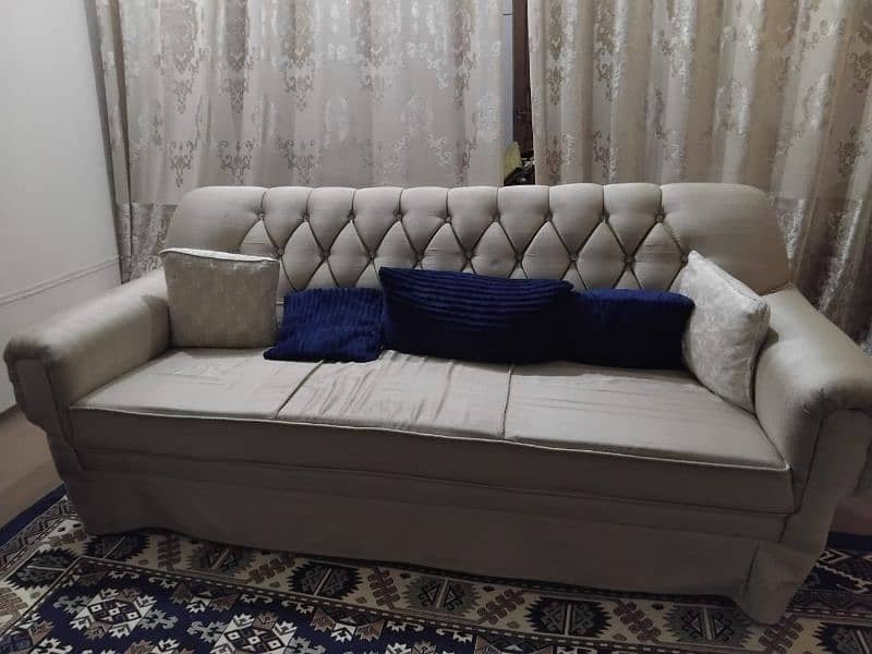 sofa set is available for sale 1