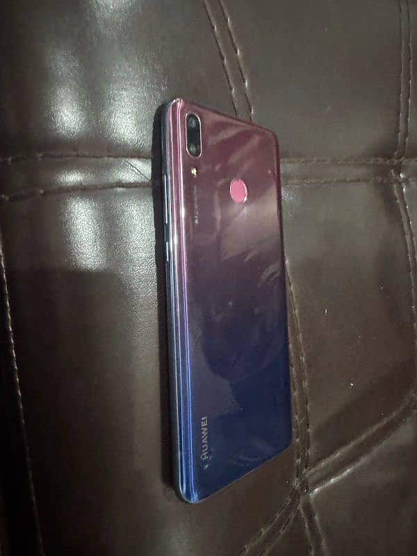 Huawei Y9 2019 4/128 3