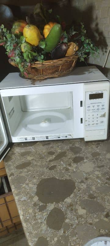 microwave 3