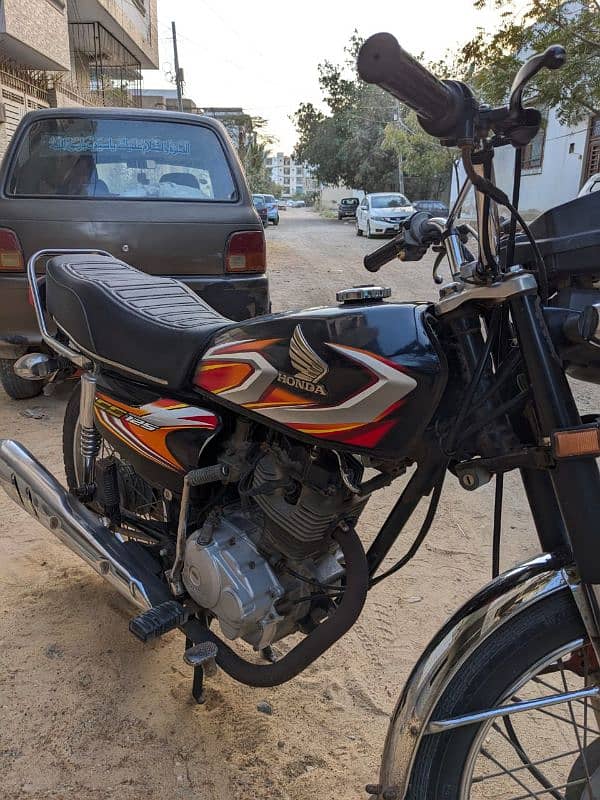 Honda CG 125 Karachi number 2