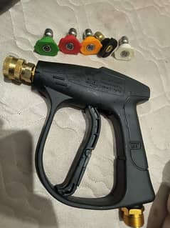 pressure washing gun with 5 nozzles