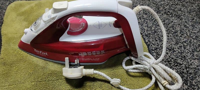 imported steam iron 3