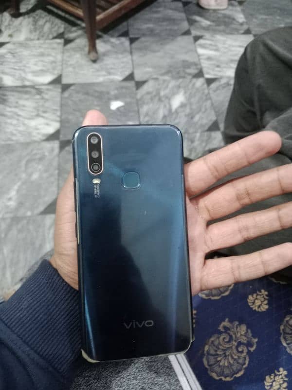 vivo y17 2