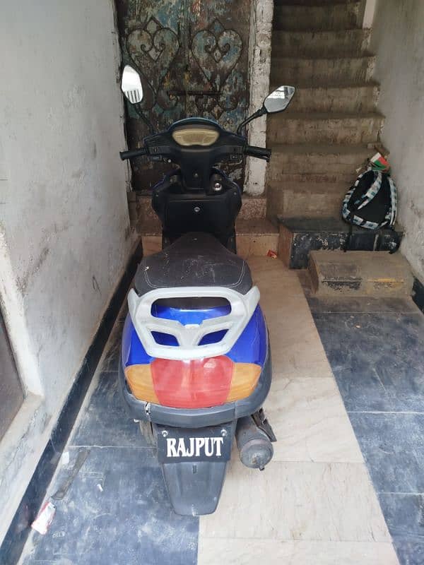 scooty for sale 2