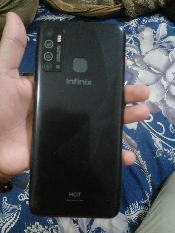 infinix hot 9 3 32 with box and charger 5000 mah battery 3