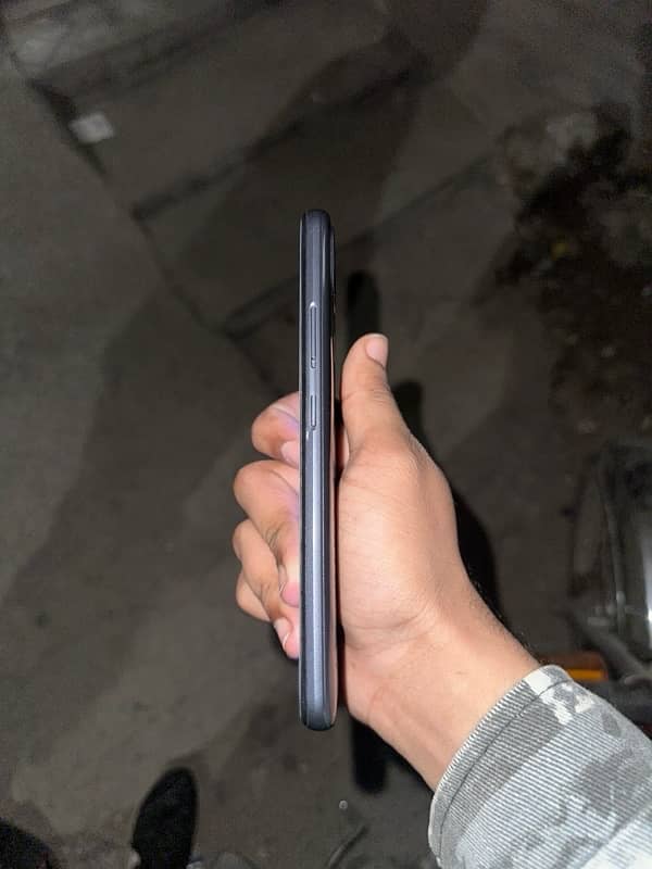 Realme c25 1