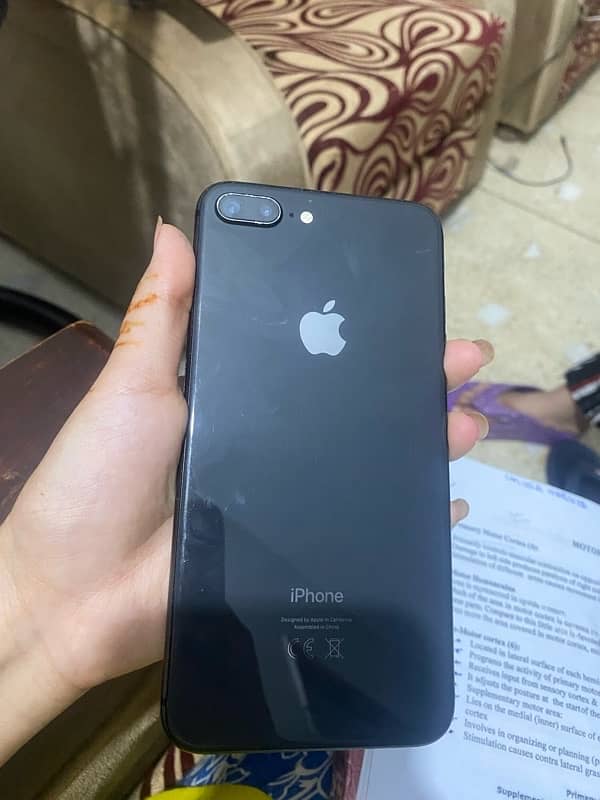 iphone 8 plus 1