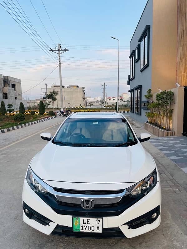 Honda Civic VTi Oriel Prismatic UG fully loaded 2017 8