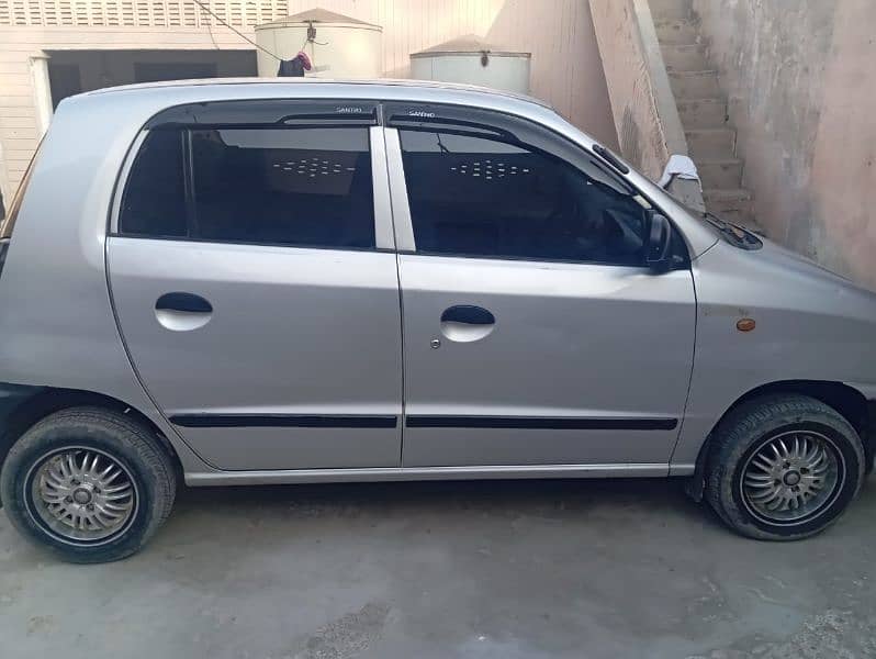 Hyundai Santro 2009 12