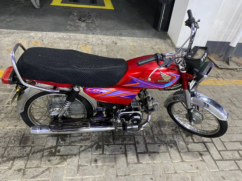 Honda CD 70 2019 3