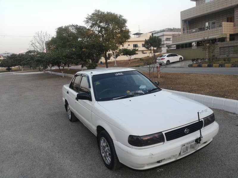 Nissan Sunny 1992 Genvion condition 1