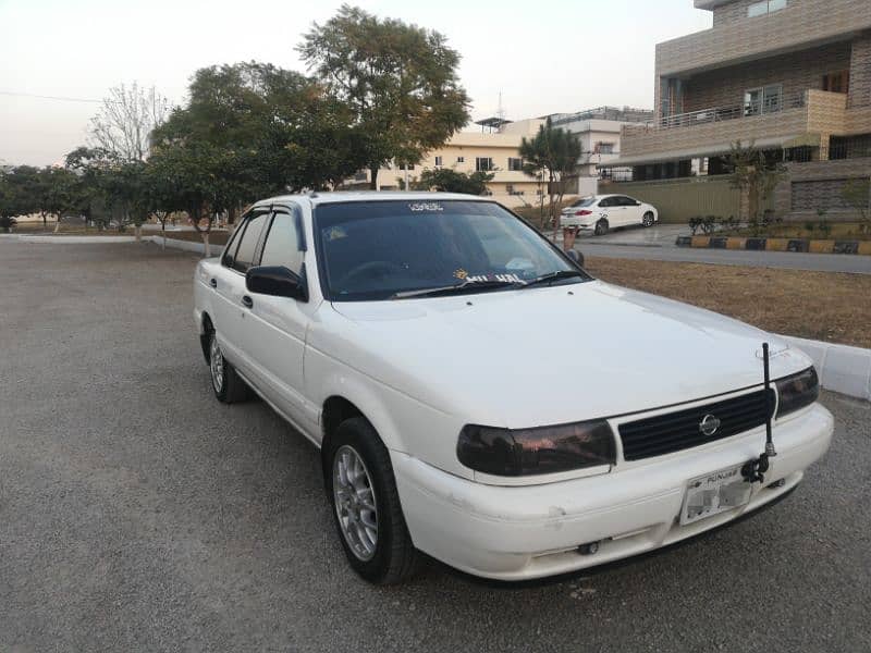 Nissan Sunny 1992 Genvion condition 2