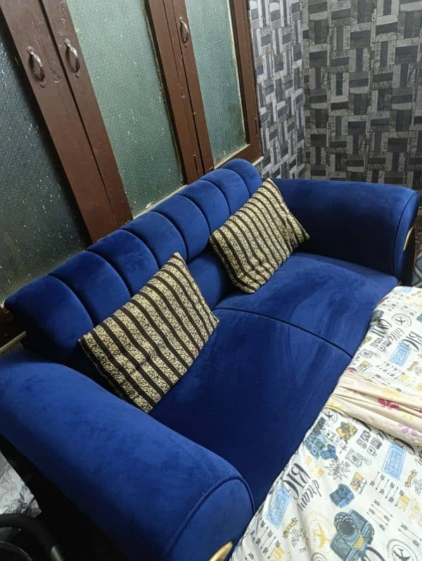 Just 2 months used 7 Seater beautiful Sofa set for Sale 1