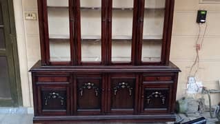 Used Showcase in Excellent Condition